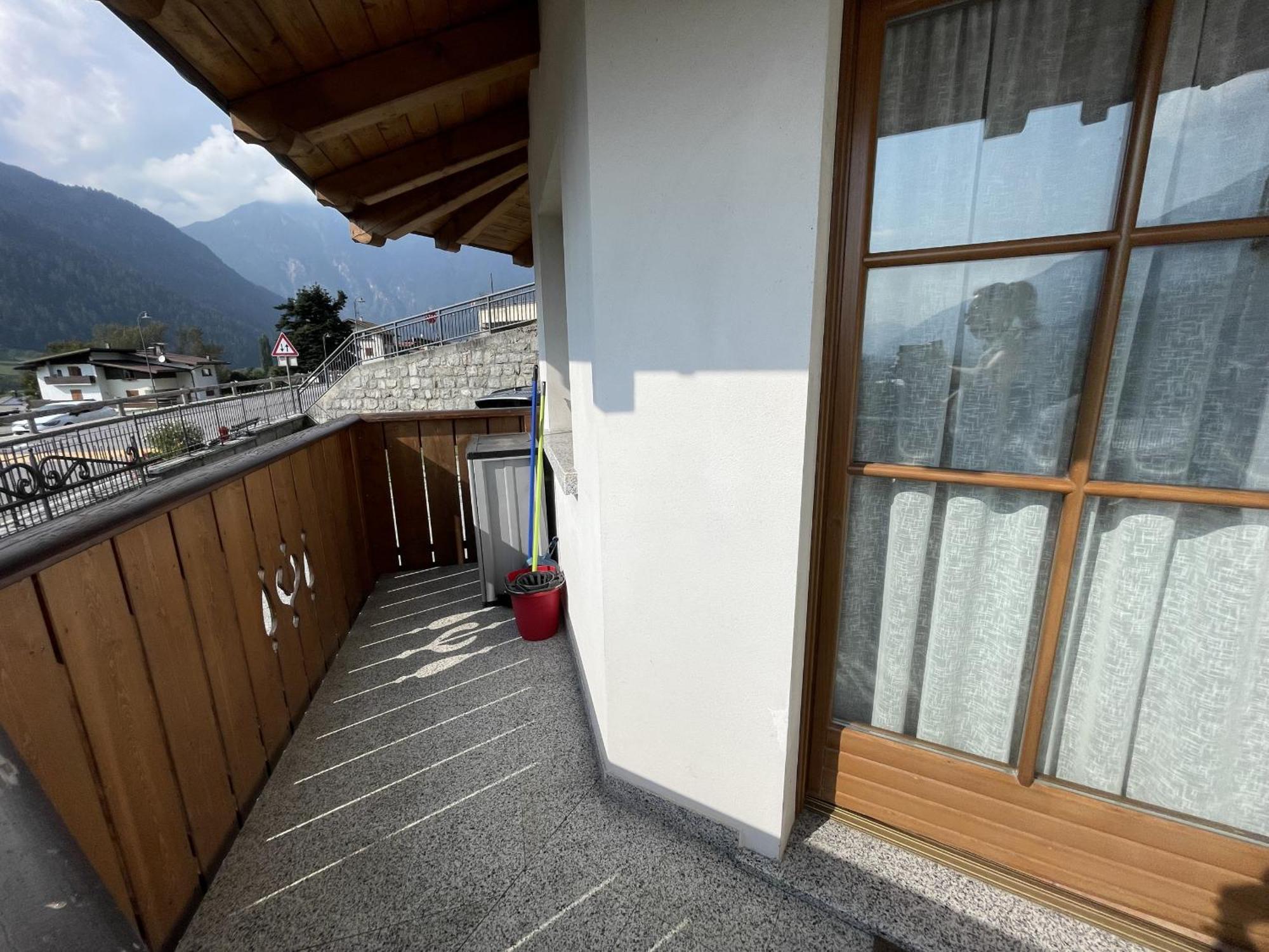 Ferienwohnung Casa Adamello Giustino Exterior foto
